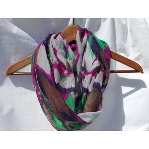 Excellent Condition Jewel Tone Infinity Scarf
